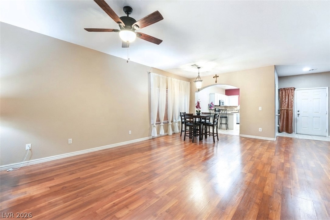 Photo 6 of 29, 5113 Mambo Vista Avenue