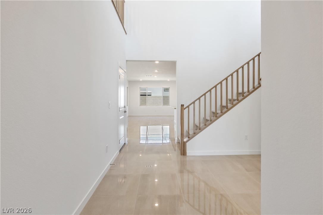 Photo 3 of 10456 Mountain Aster Avenue