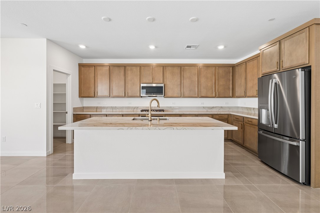 Photo 5 of 10456 Mountain Aster Avenue