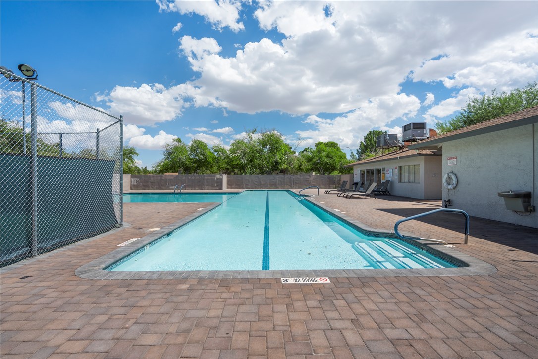Photo 5 of 4734 Roberta Street #4