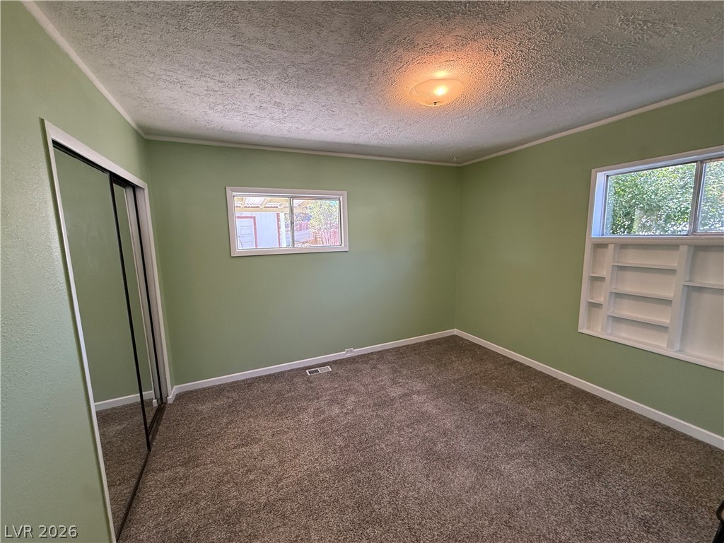 Photo 8 of 17, 850 Avenue I