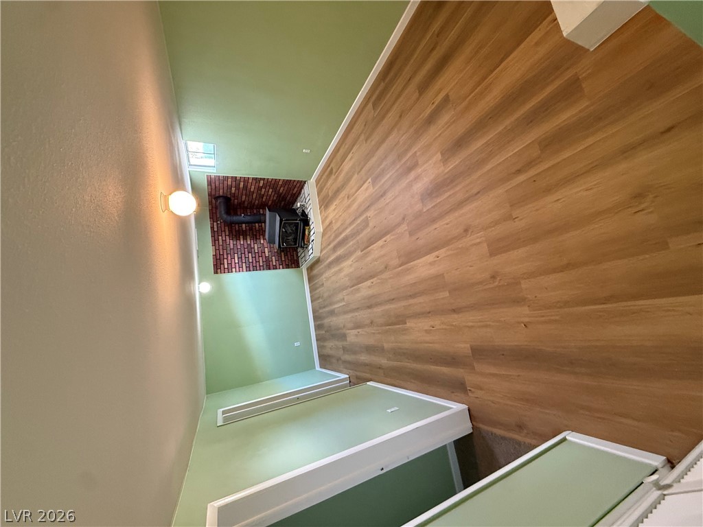 Photo 11 of 17, 850 Avenue I