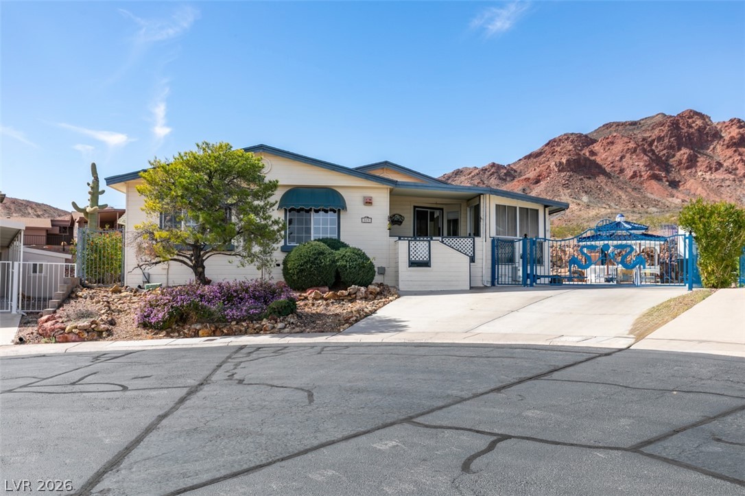 579 Lake Huron Lane, Boulder City 89005