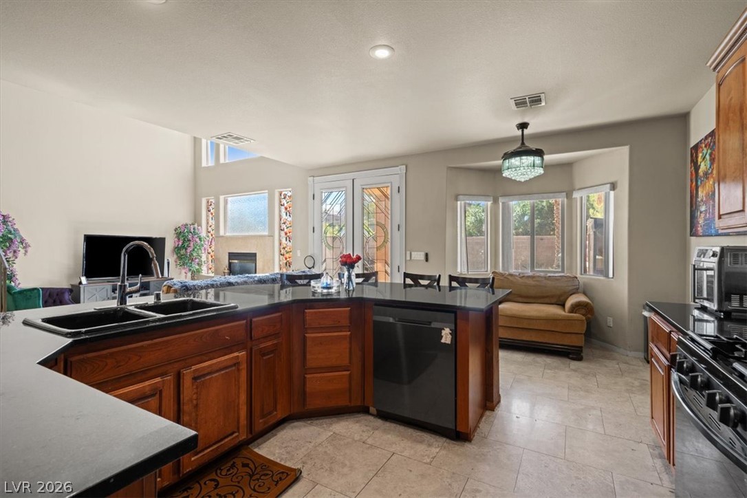 Photo 15 of 38, 7617 Montblanc Court