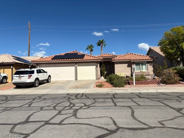 584 Decidedly Street, Henderson