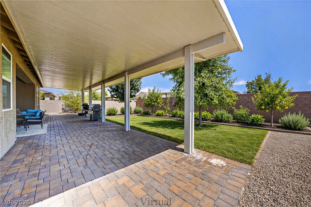 Photo 4 of 4920 Peppertree Street