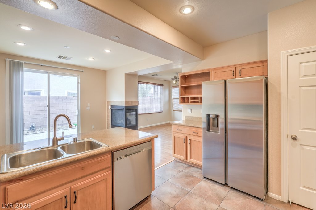 Photo 19 of 40, 8684 Rowland Bluff Avenue