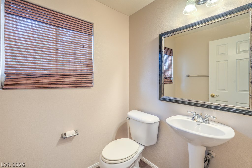 Photo 21 of 40, 8684 Rowland Bluff Avenue