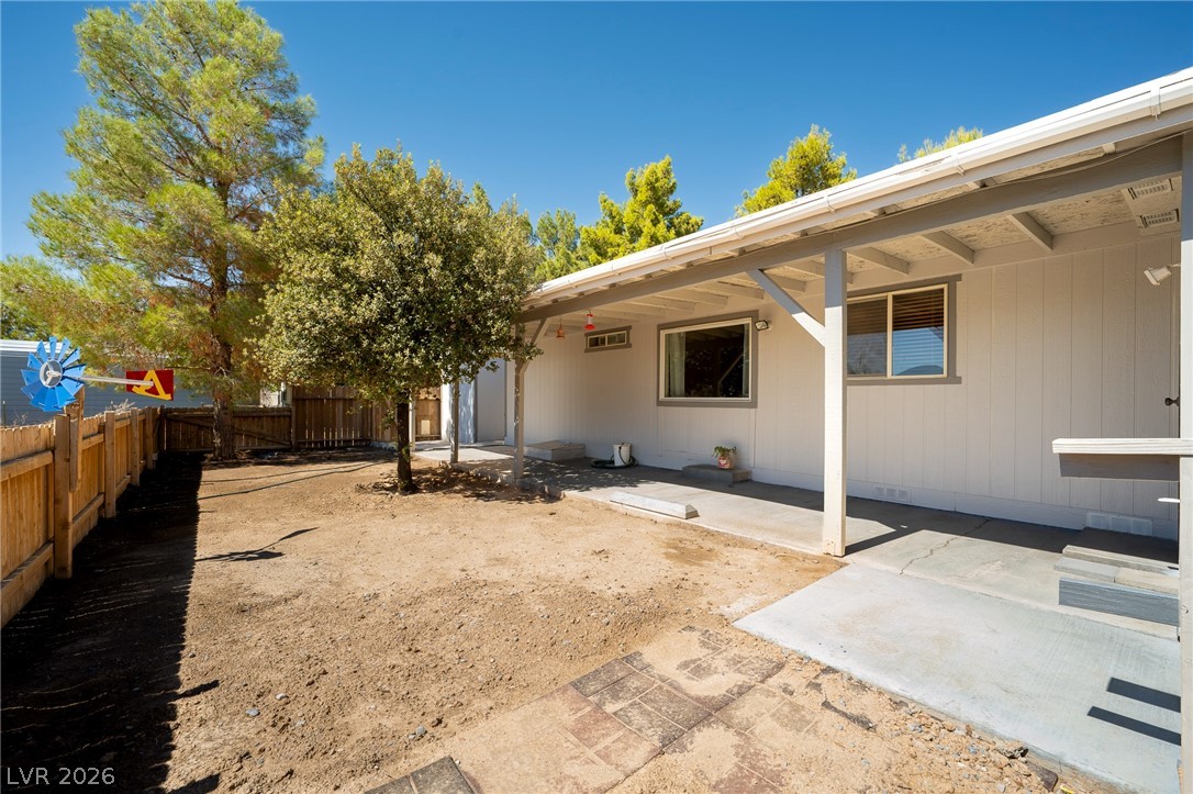 Photo 53 of 56, 1921 Las Casitas Street