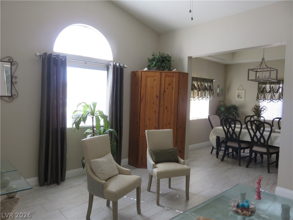 Photo 8 of 48, 6208 Sierra Pines Court