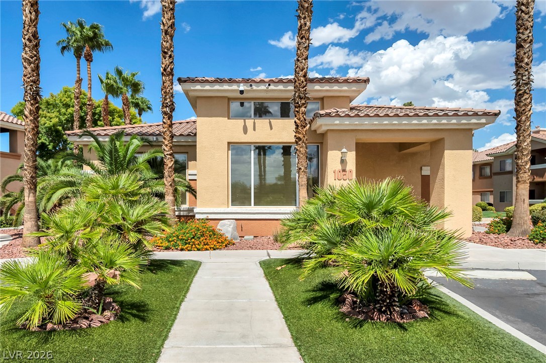Photo 2 of 1050 E Cactus Avenue #2088