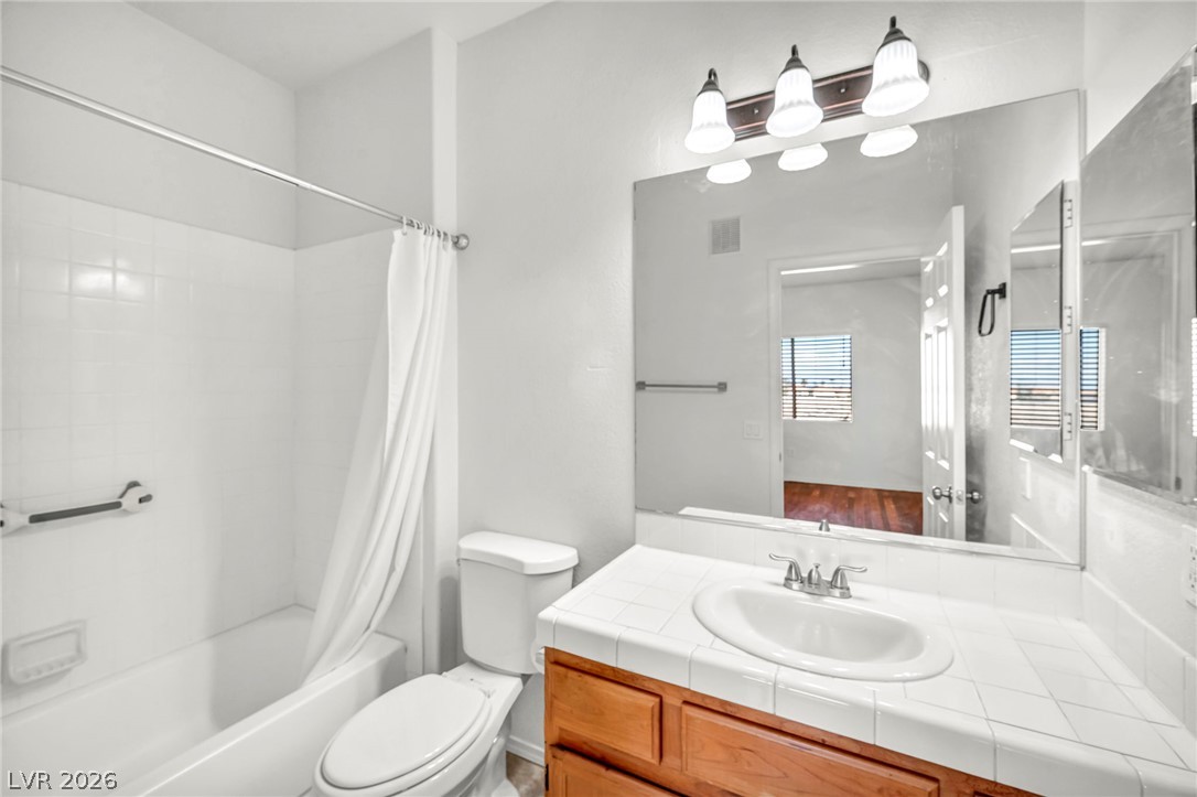 Photo 24 of 34, 1050 E Cactus Avenue #2088