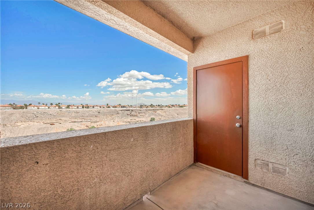 Photo 28 of 34, 1050 E Cactus Avenue #2088