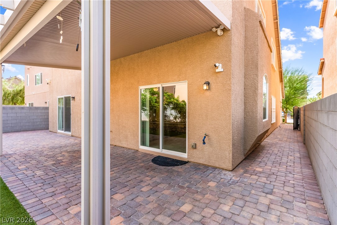 Photo 35 of 38, 10646 Aphrodite Street