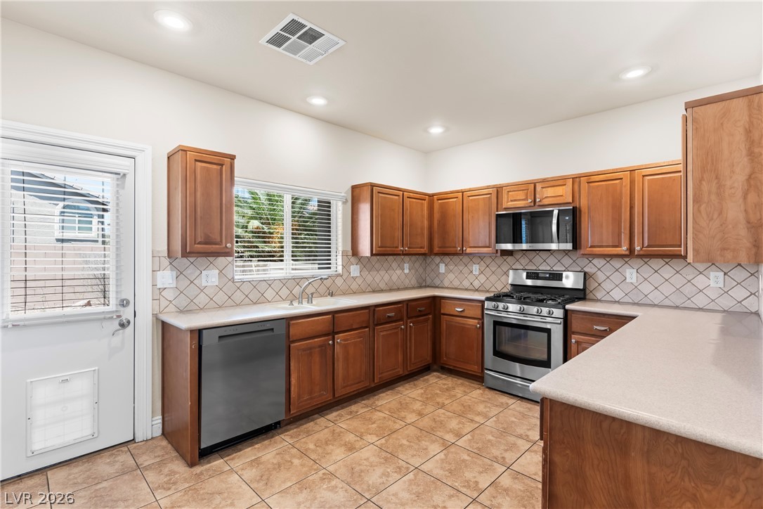 Photo 5 of 1348 Cedar Berry Court