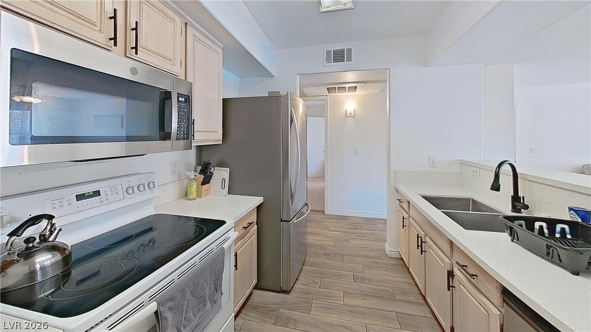Photo 6 of 33, 555 E Silverado Ranch Boulevard #1063