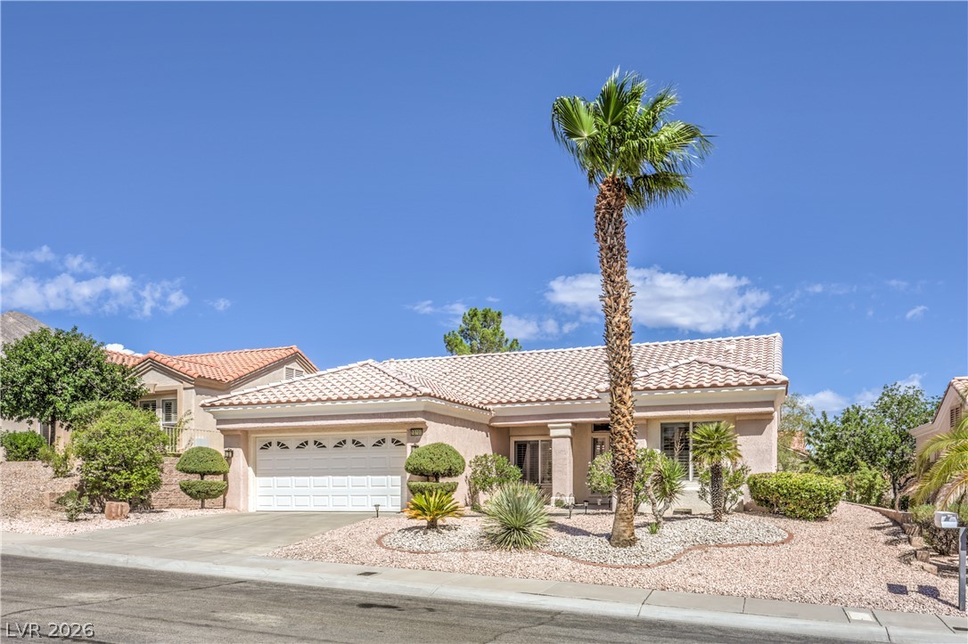 Photo 3 of 10700 Grand Cypress Avenue