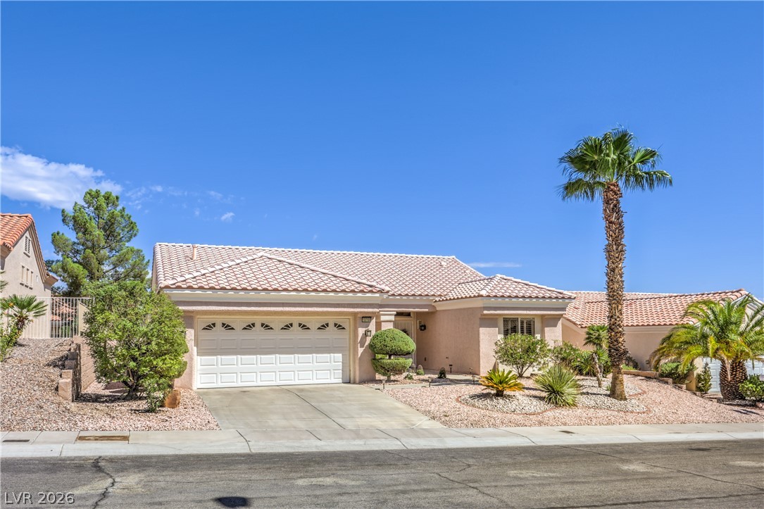 Photo 7 of 49, 10700 Grand Cypress Avenue