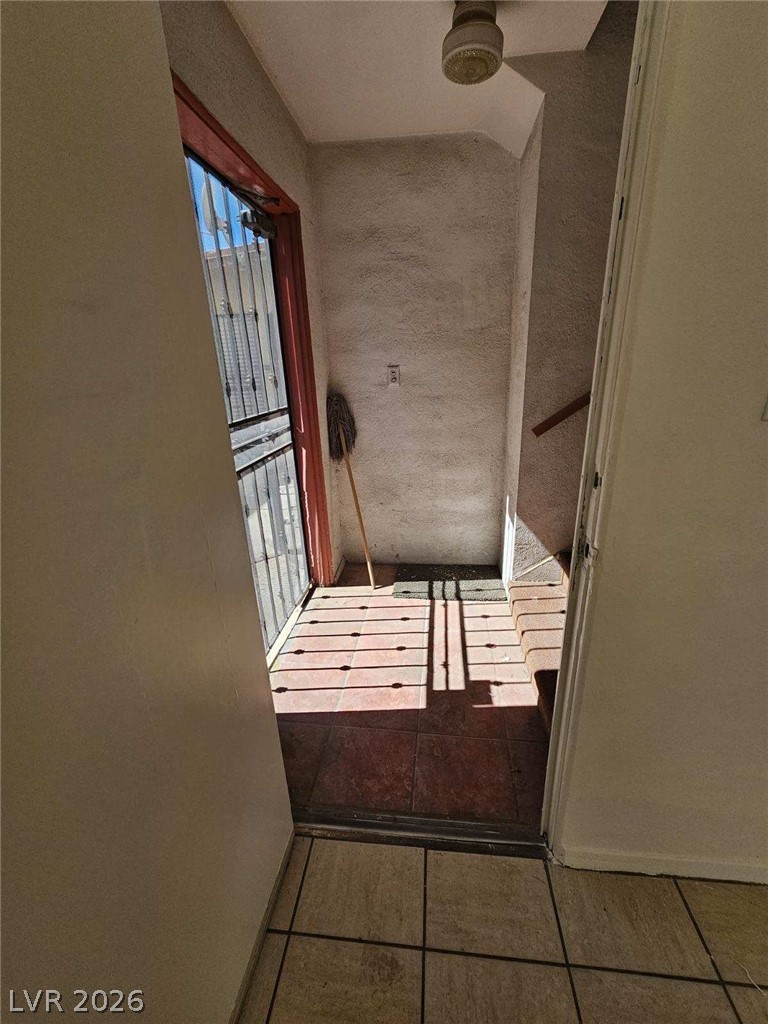 Photo 8 of 57, 709 N 11th Street