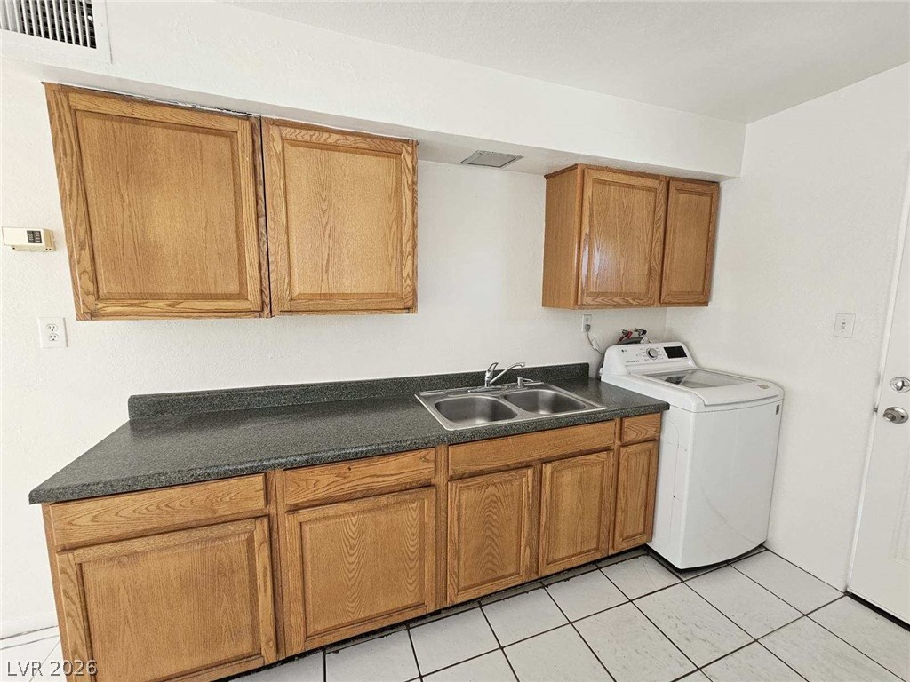 Photo 11 of 57, 709 N 11th Street