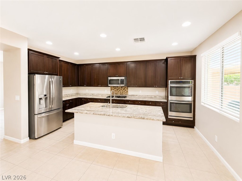 Photo 7 of 22, 2716 Graceful Grove Avenue