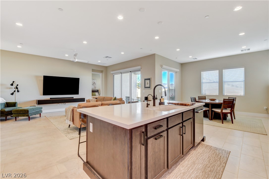Photo 20 of 79, 9006 Coastal Oaks Street