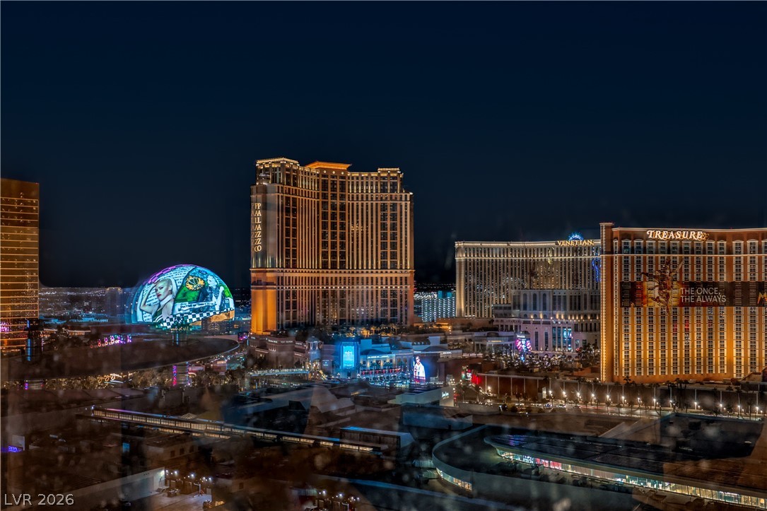 2000 N Fashion Show Drive #2900, Las Vegas 89109
