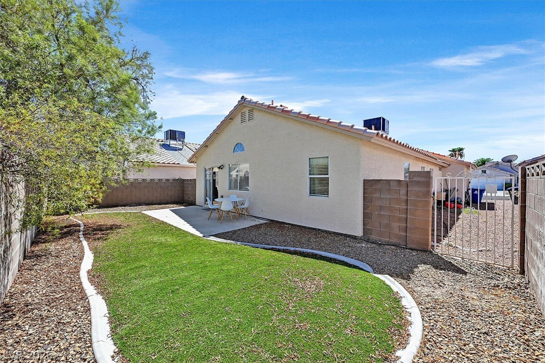 Photo 15 of 16, 7008 Overhill Avenue