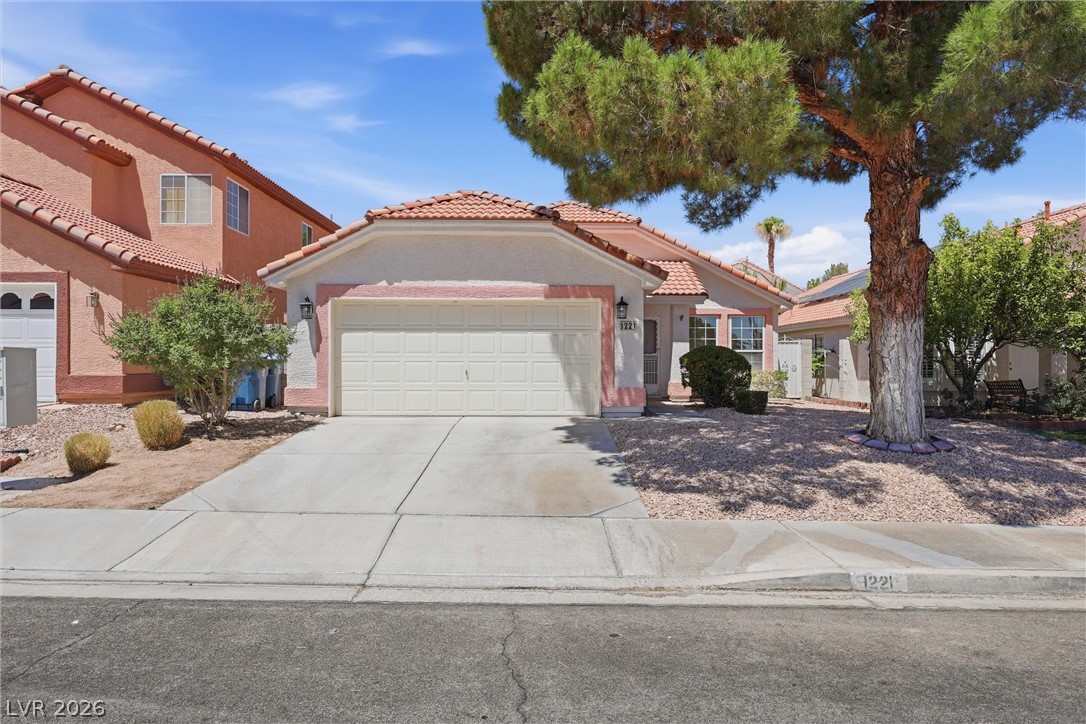 Photo 2 of 1221 Rainbow Meadows Drive