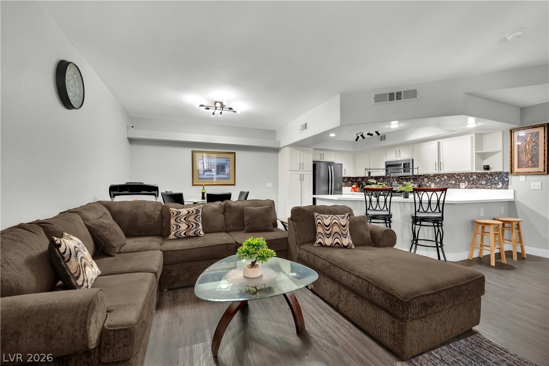Photo 23 of 32, 6908 Dorita Avenue #102