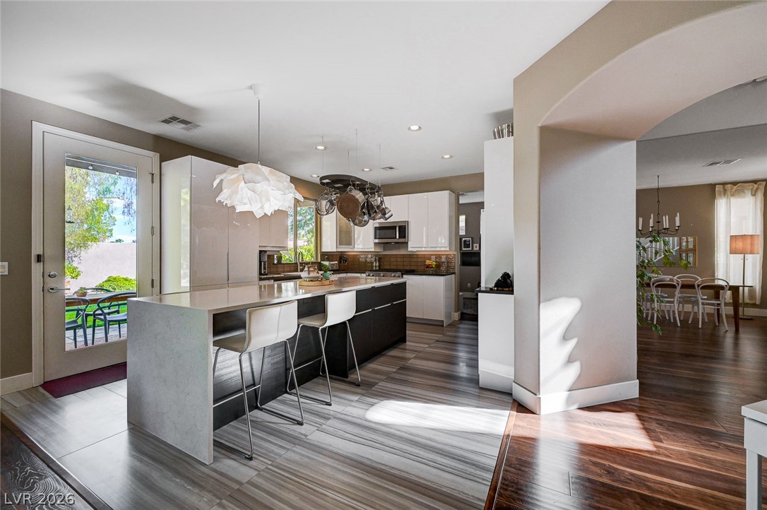 Photo 28 of 92, 3028 Carbondale Street