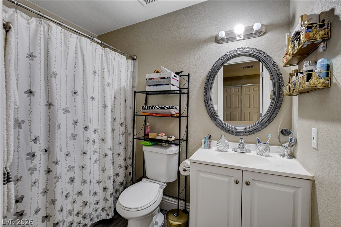 Photo 18 of 32, 445 N Lamb Boulevard #C