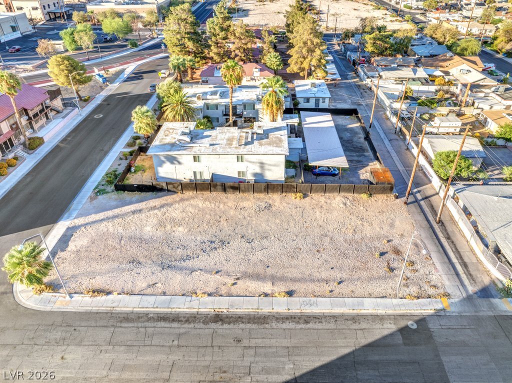 Photo 3 of 423 13th Street