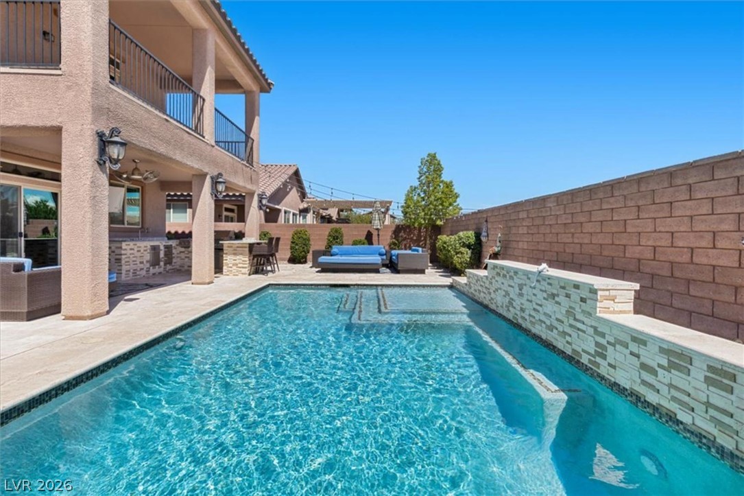 Photo 4 of 10334 Mopan Road