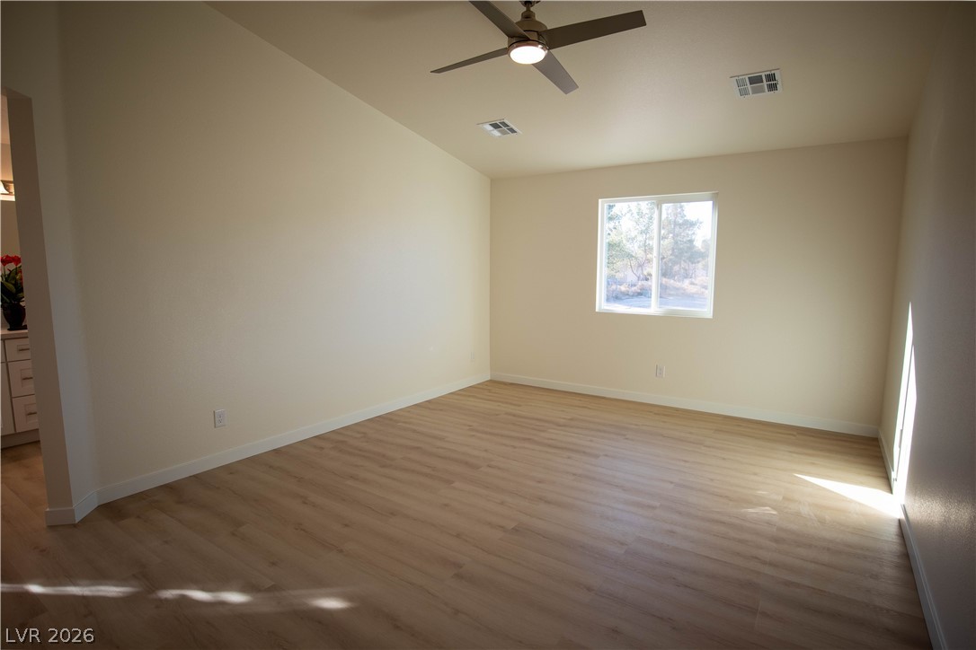 Photo 11 of 34, 3960 Dart Drive