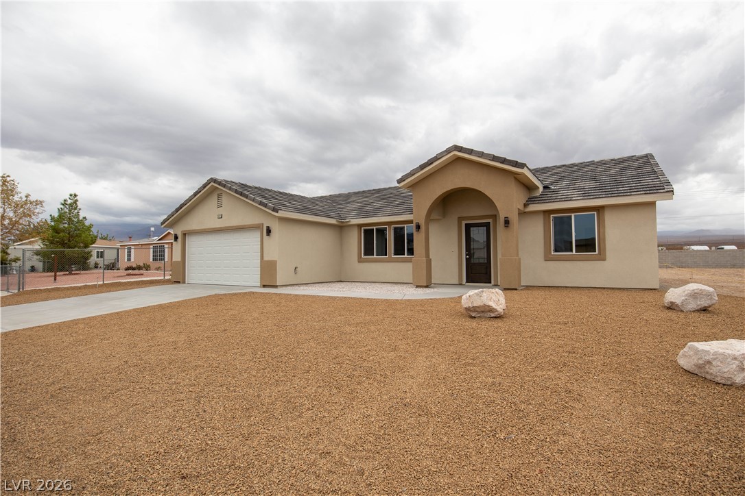 Photo 3 of 3925 N Mayfield Ranch Road