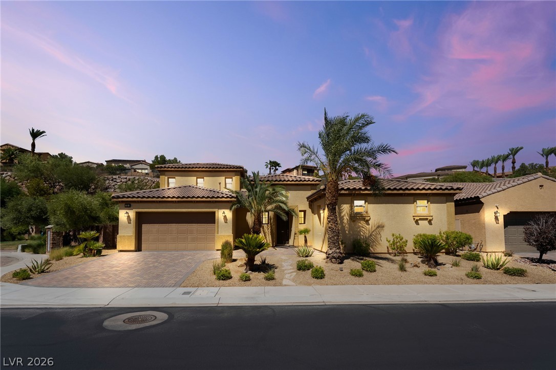 72 Rezzonico Drive, Henderson 89011