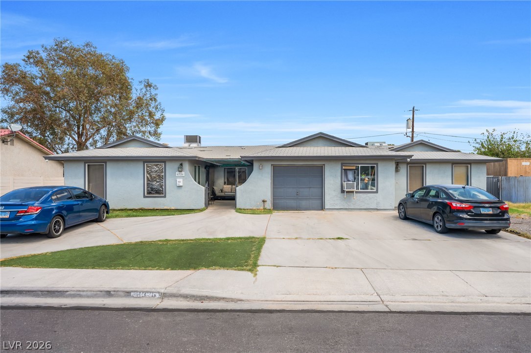 4326 E Saint Louis Avenue, Las Vegas 89104