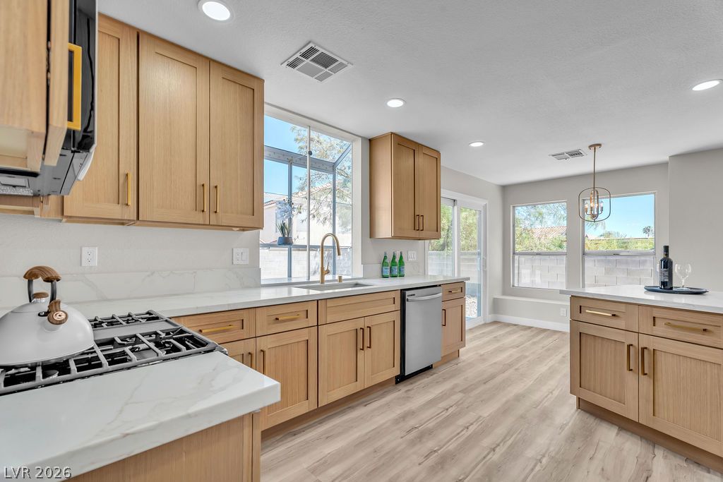 1914 Pintura Circle, North Las Vegas 89031