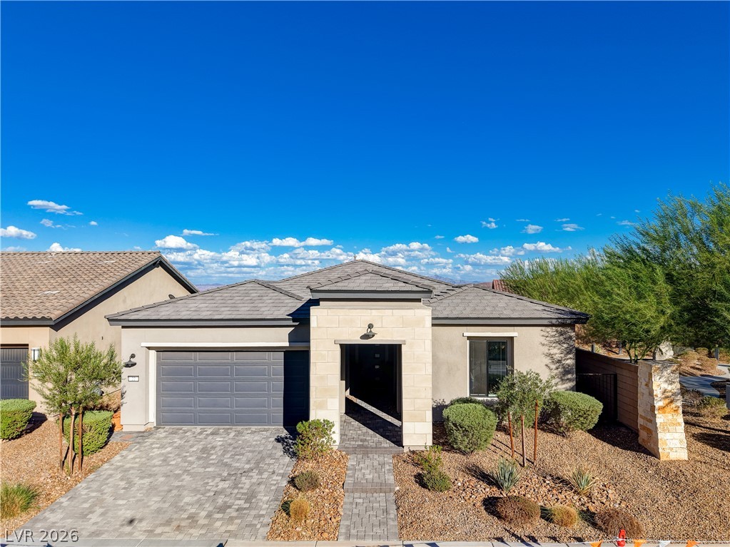 22 Desert Ivy Lane, Henderson 89011