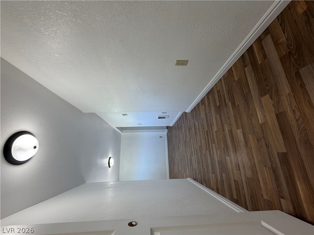 Photo 10 of 24, 1305 Avenue B