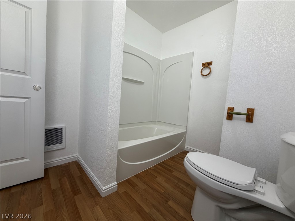 Photo 14 of 24, 1305 Avenue B