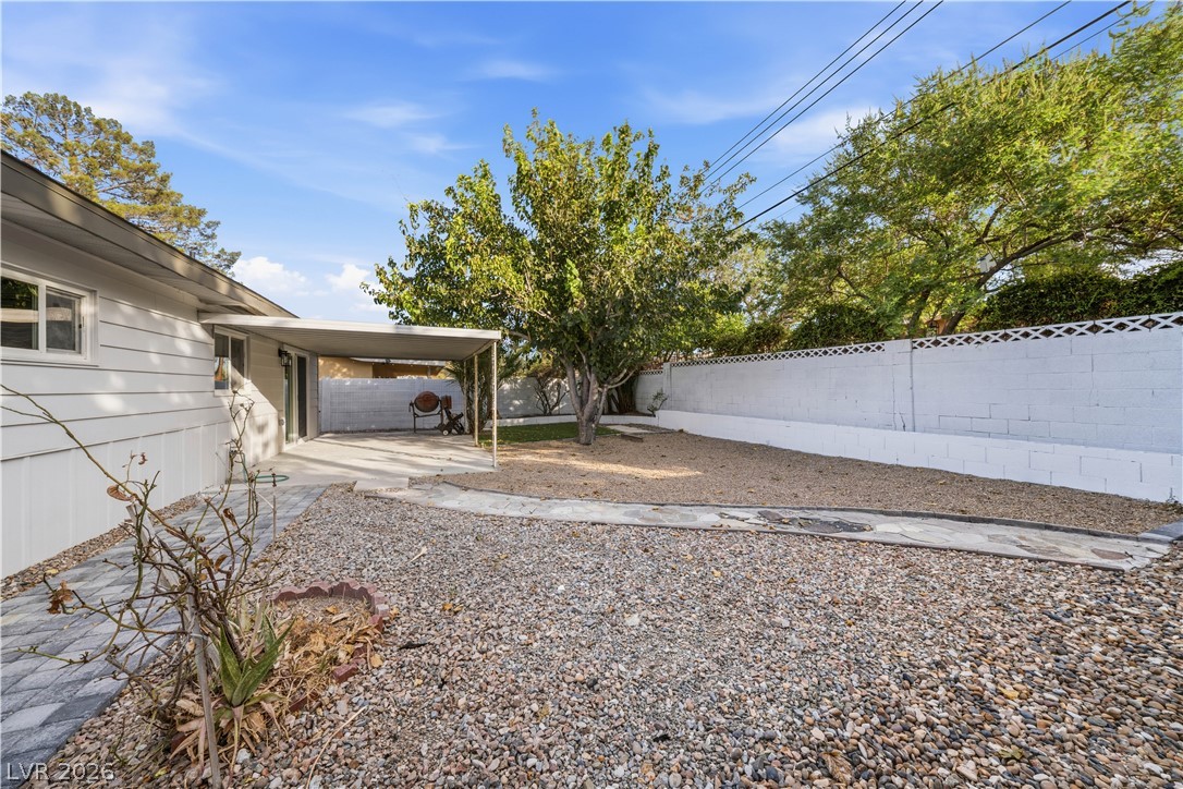 Photo 27 of 33, 3629 Florrie Avenue