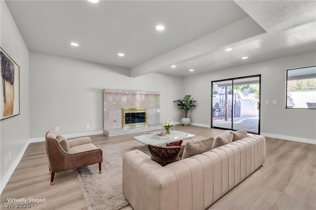 Photo 4 of 349 Listo Court