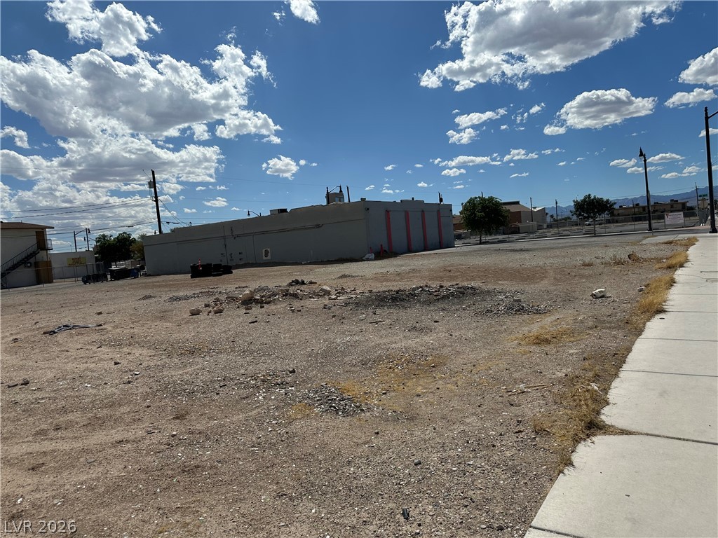 Photo 4 of 317 W Monroe Avenue