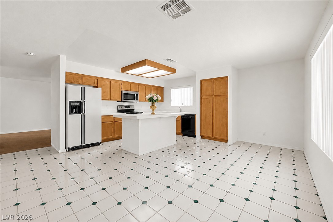 Photo 3 of 9609 Rancho Palmas Drive