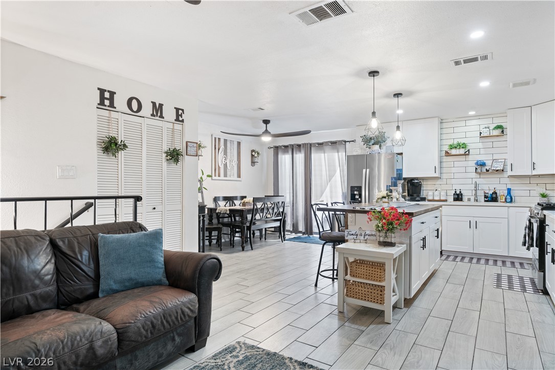 Photo 5 of 4664 El Canasta Way
