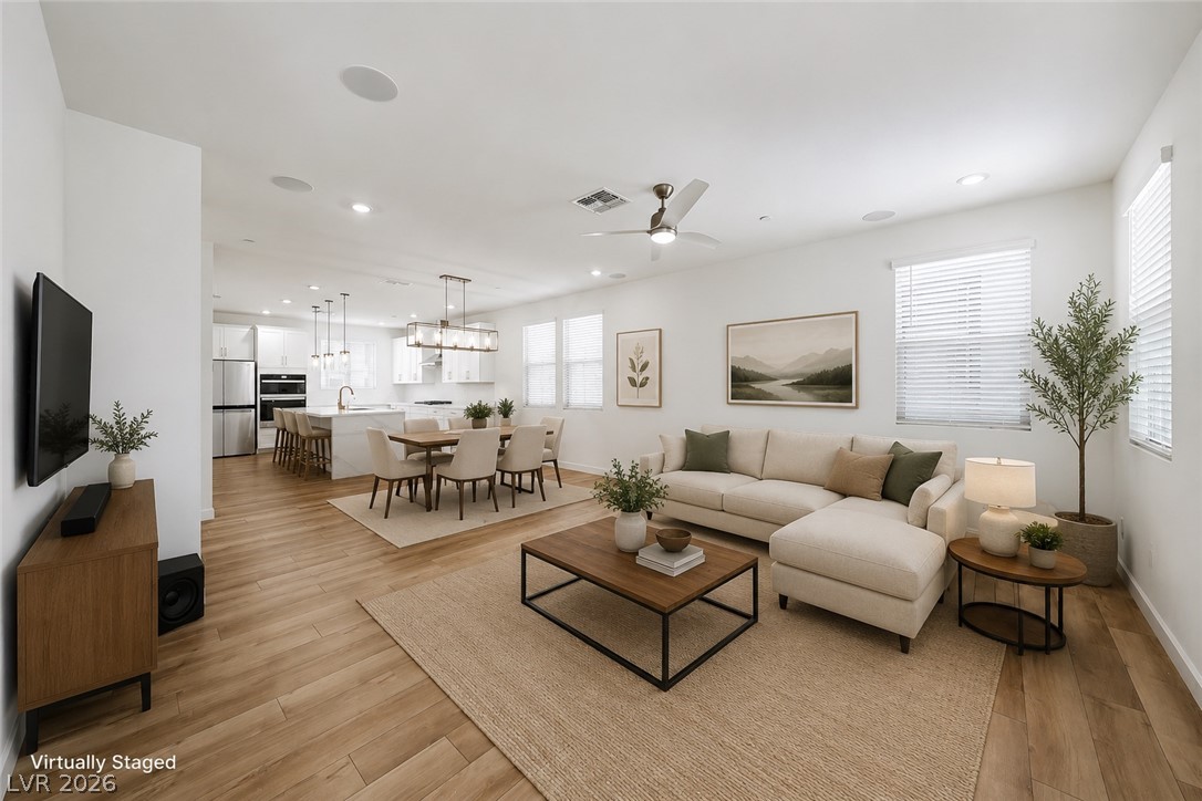 Photo 4 of 1437 Whistling Kite Street