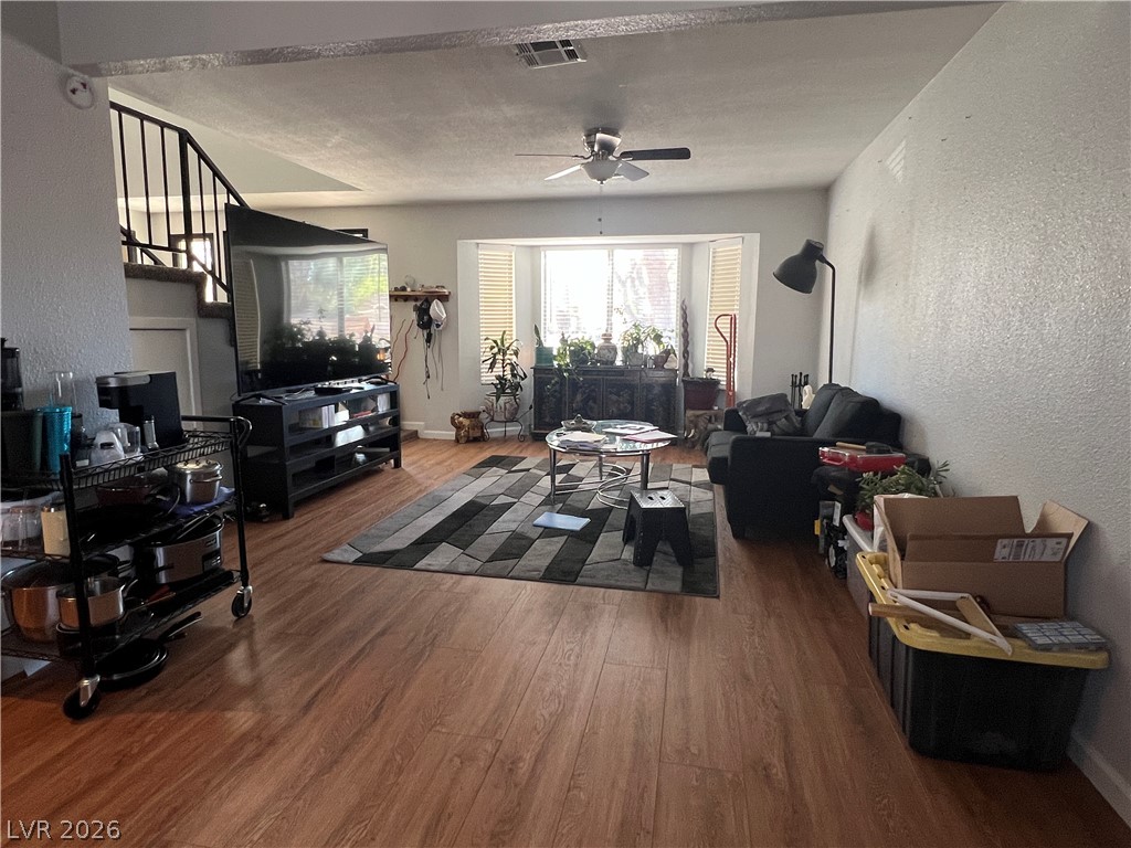Photo 5 of 4420 Cayuse Street