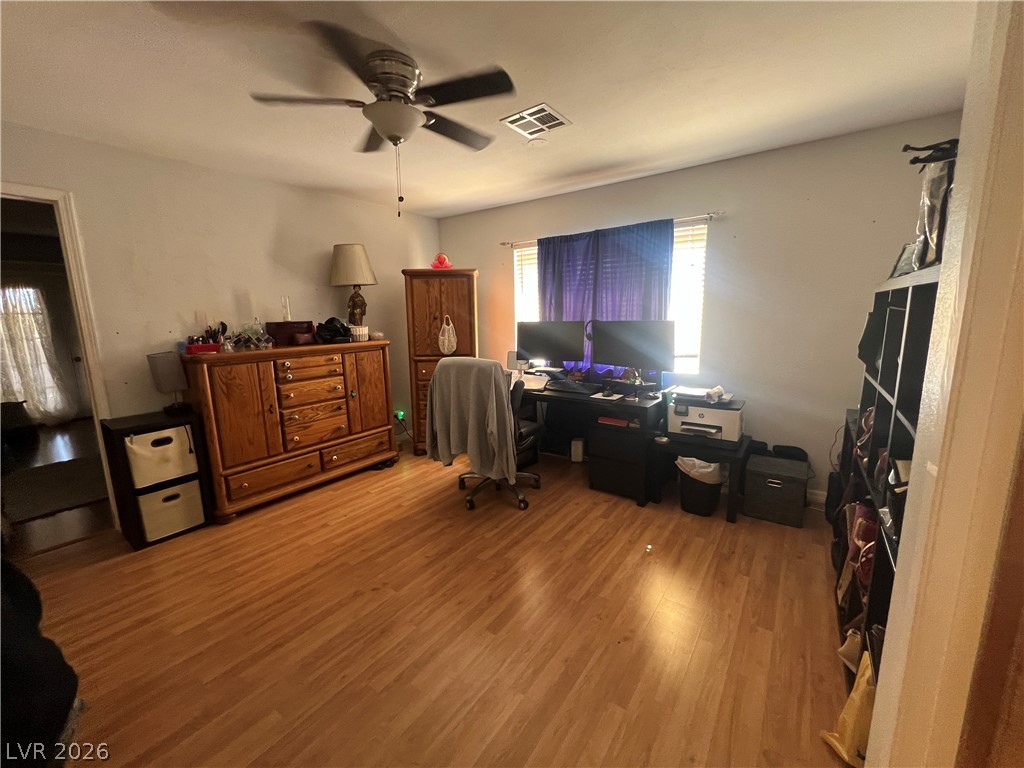 Photo 7 of 15, 4420 Cayuse Street